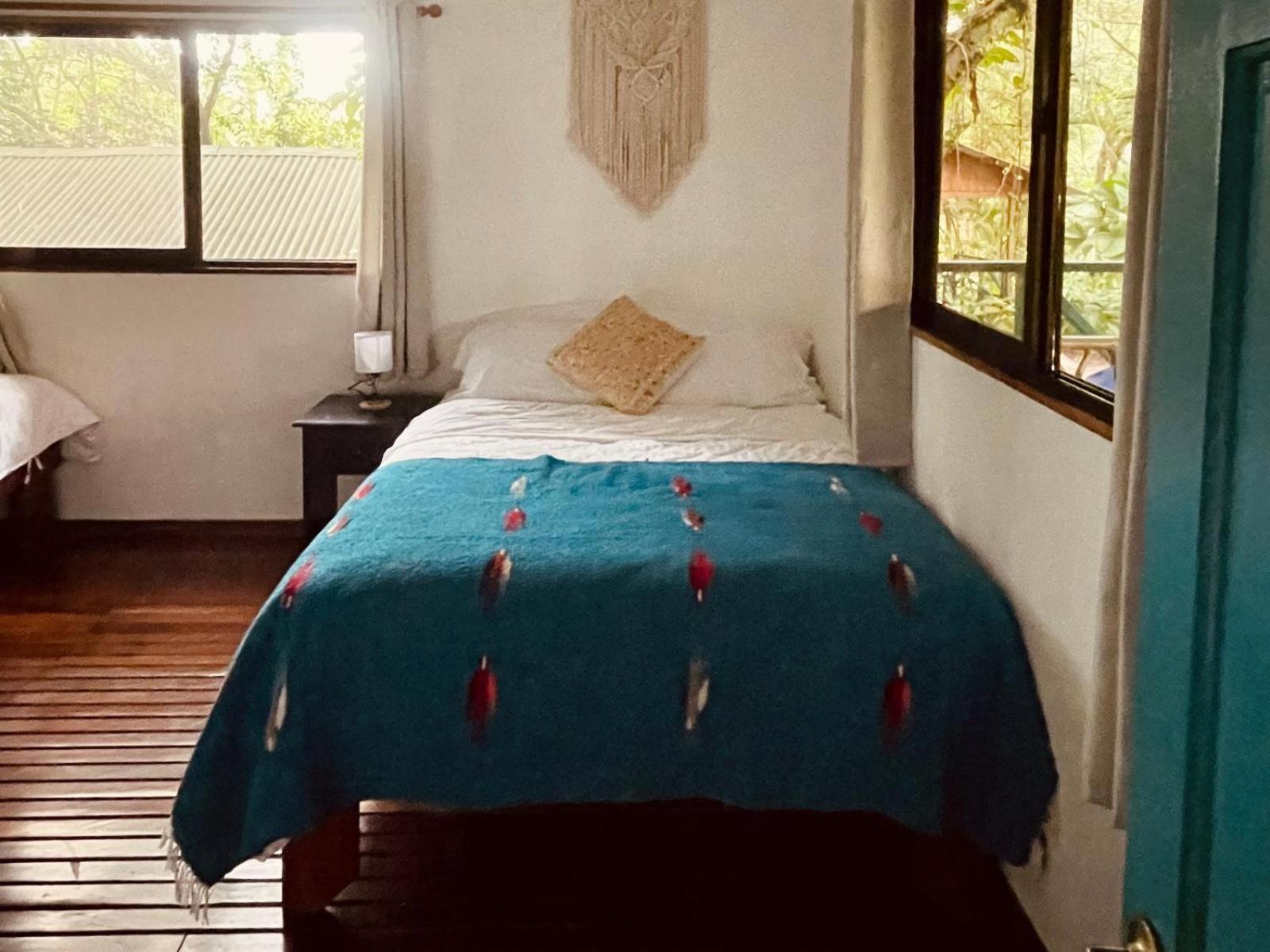 Casa Colores Montezuma Rom bilde